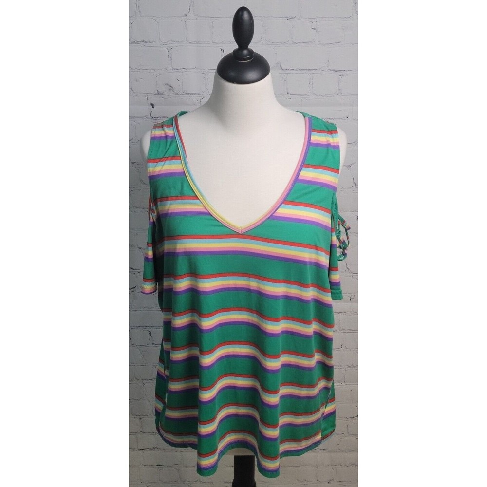Eye Candy 2X Cold Shoulder Top Multicolor